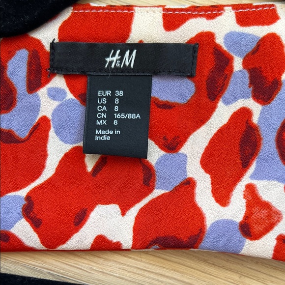 H&M Orange Blue Animal Print Maxi Dress Front Pleat Cutout Back Size 8 - Picture 5 of 9